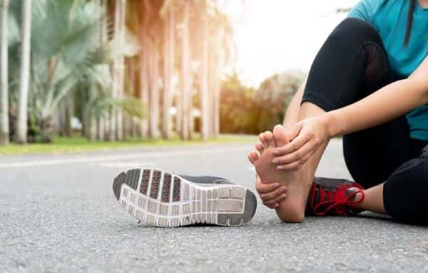چه کفشی برای خار پاشنه مناسب است؟